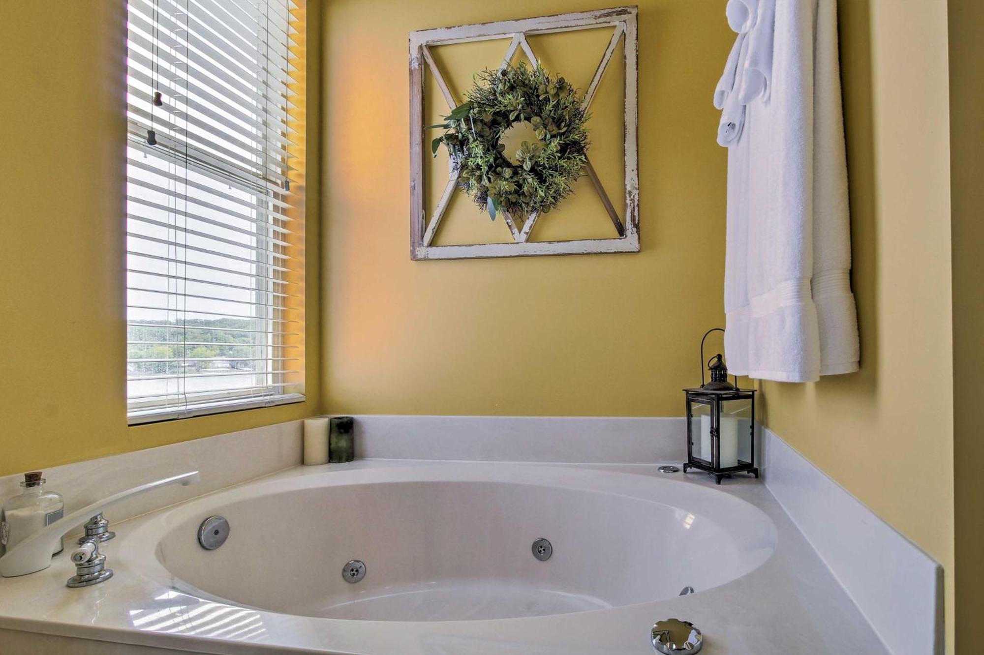 Townhouse With Shared Dock On Lake Of The Ozarks! Ngoại thất bức ảnh